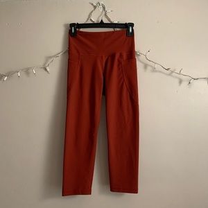 Old Navy Active Orange Crop Leggings